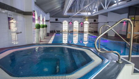Southgate Hotel Swimming Pool
